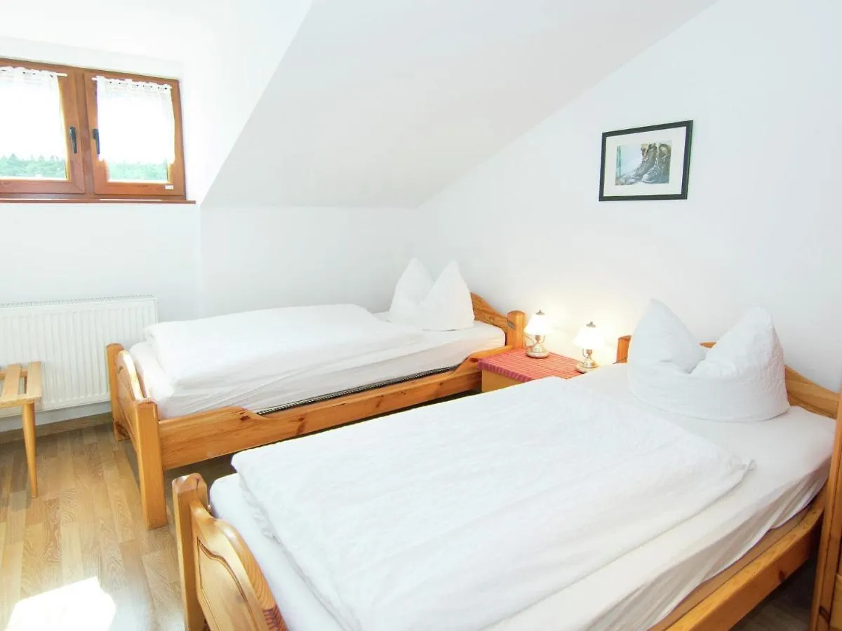 Lägenhet Peaceful Holiday Home In Ruhpolding With Sauna Tyskland